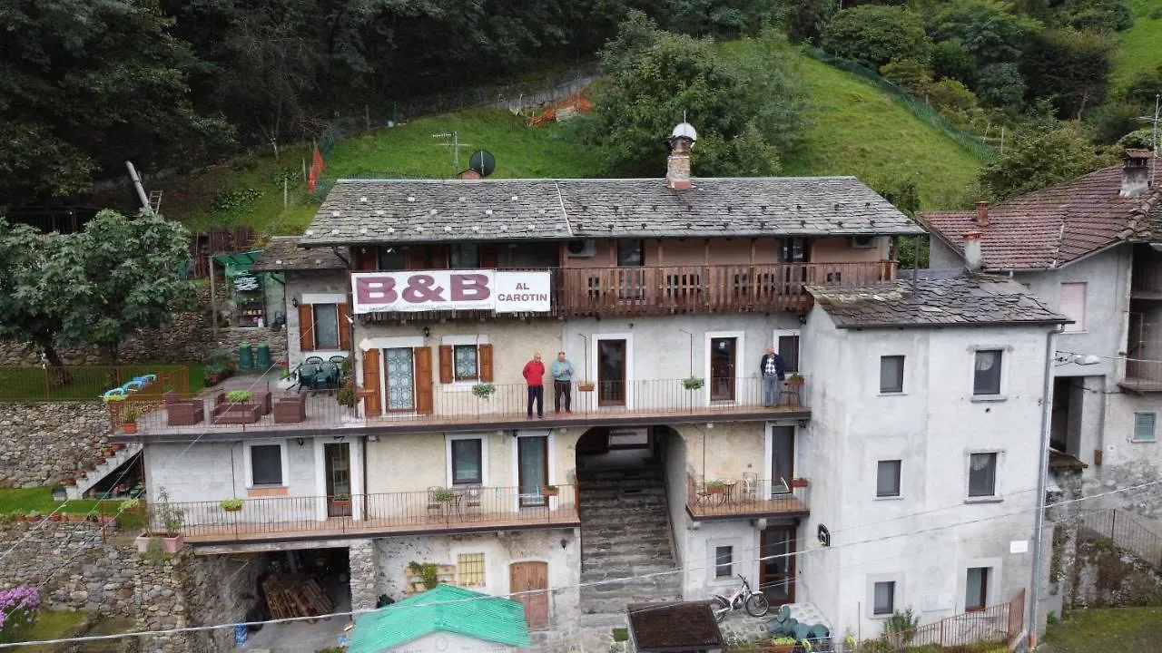 Al Carotin Apartment Mantello Italy
