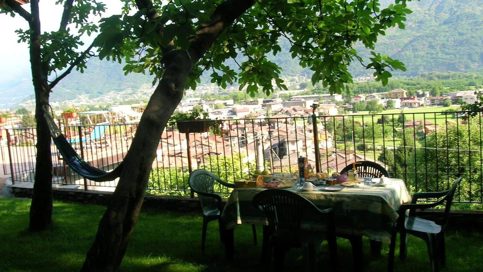 Al Carotin Apartment Mantello